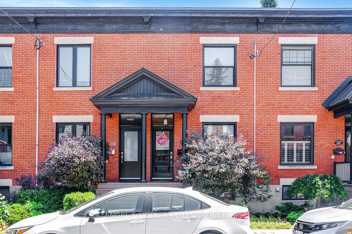 Immaculate and charming FULLY FURNISHED 3 bedroom home available for 1 YEAR LEASE ONLY starting September 1, 2025 UNTIL August 31st 2026.