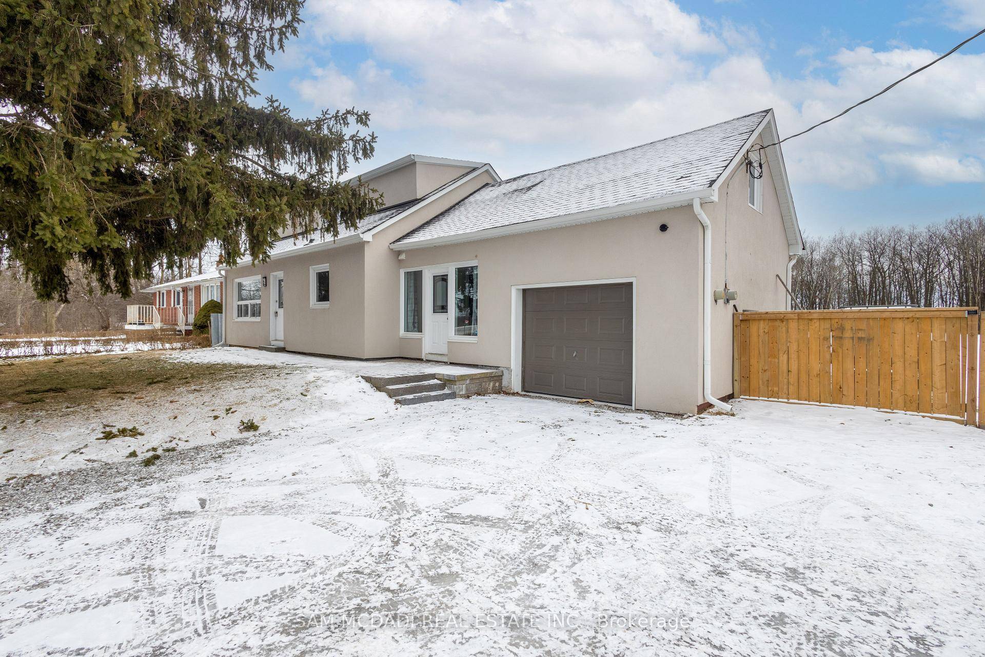 Presenting this charming duplex on a 400 ft deep lot, offering a lucrative investment opportunity for both investors and first time homebuyers alike.