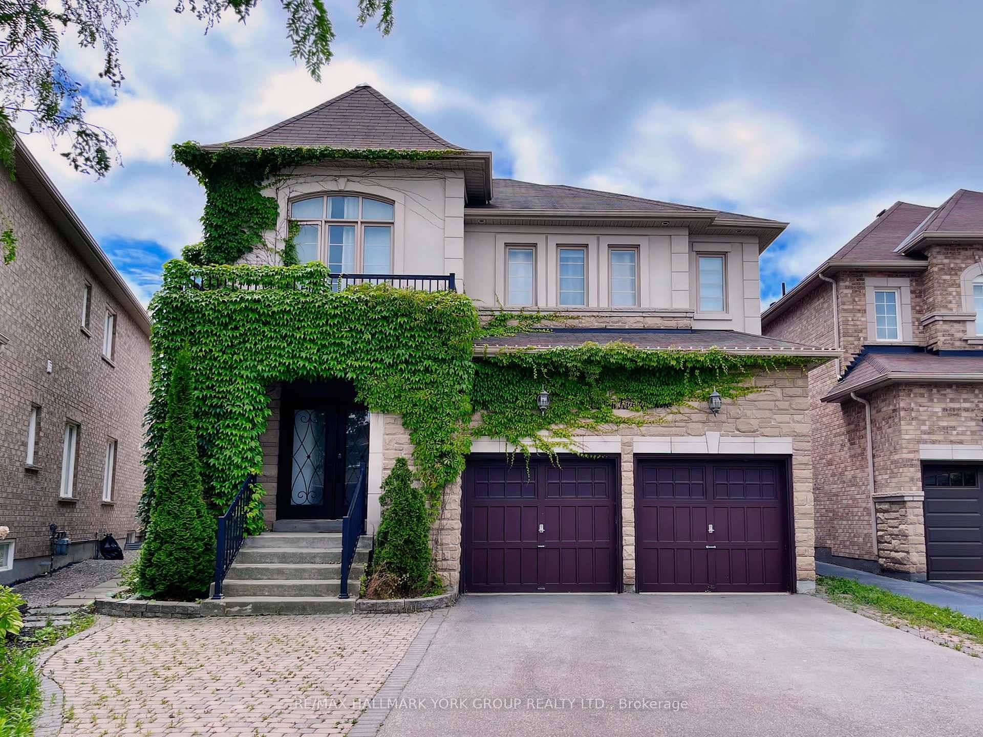 Welcome to this stunning 2 storey home offering approximately 5, 000 sq ft of luxurious living space, including thoughtfully designed in law suites in the basement.