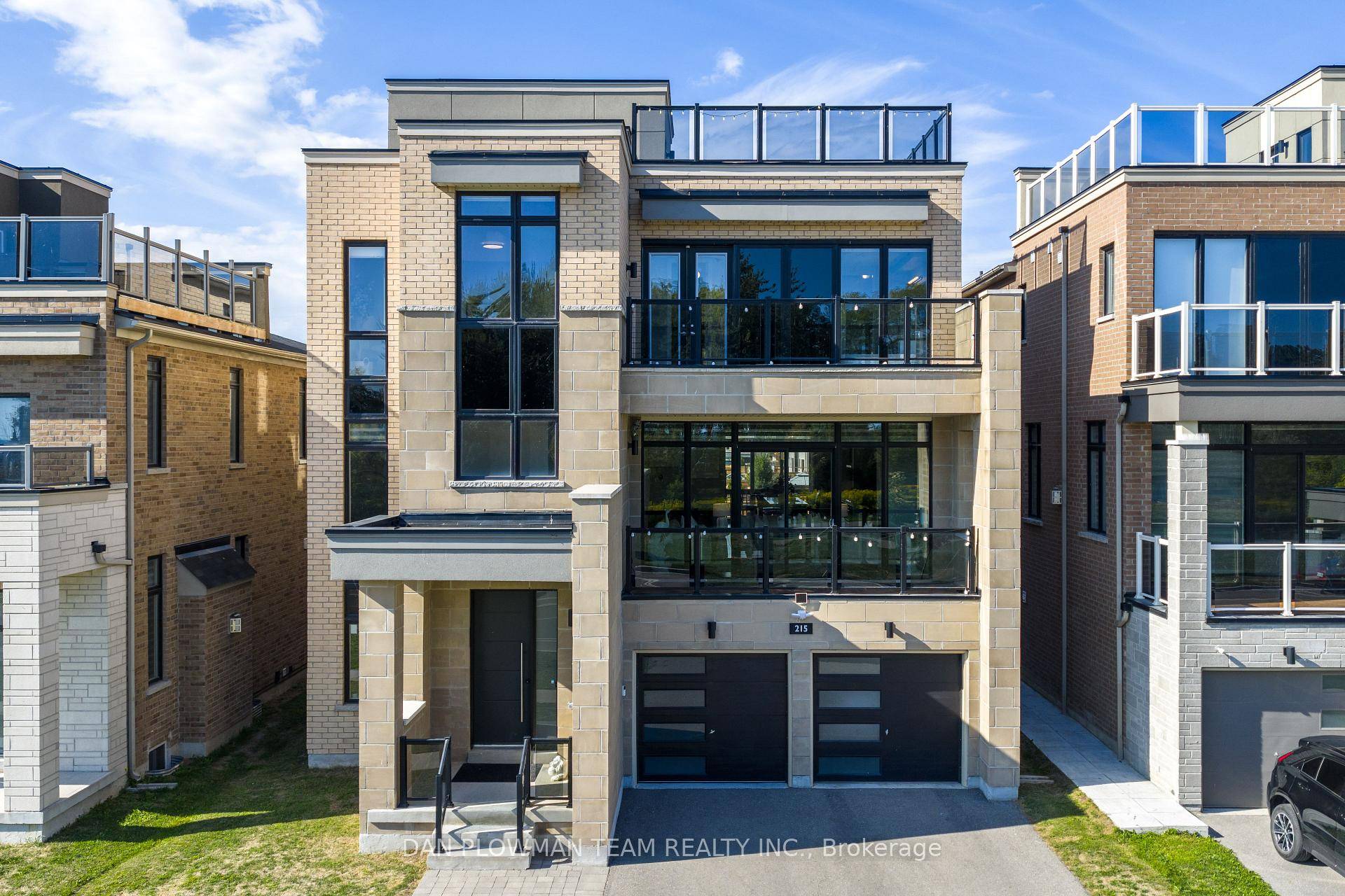 Luxury Lakefront Living Just 40 Minutes From Toronto !