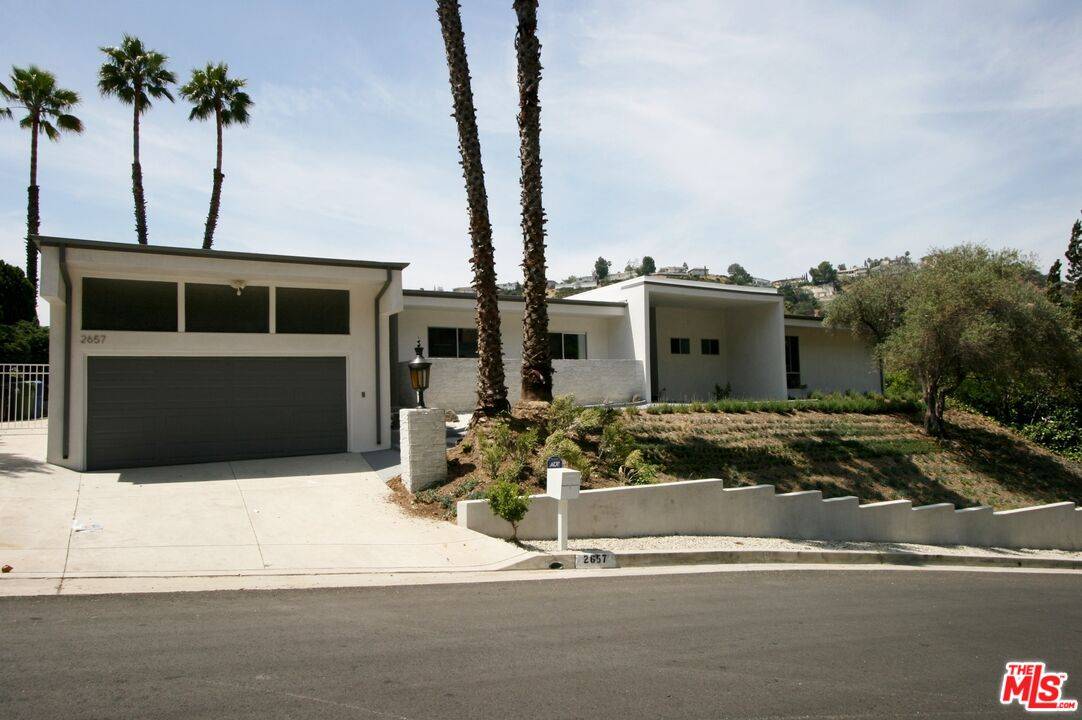 2657 Zorada Dr 4BR Hollywood Hills East La