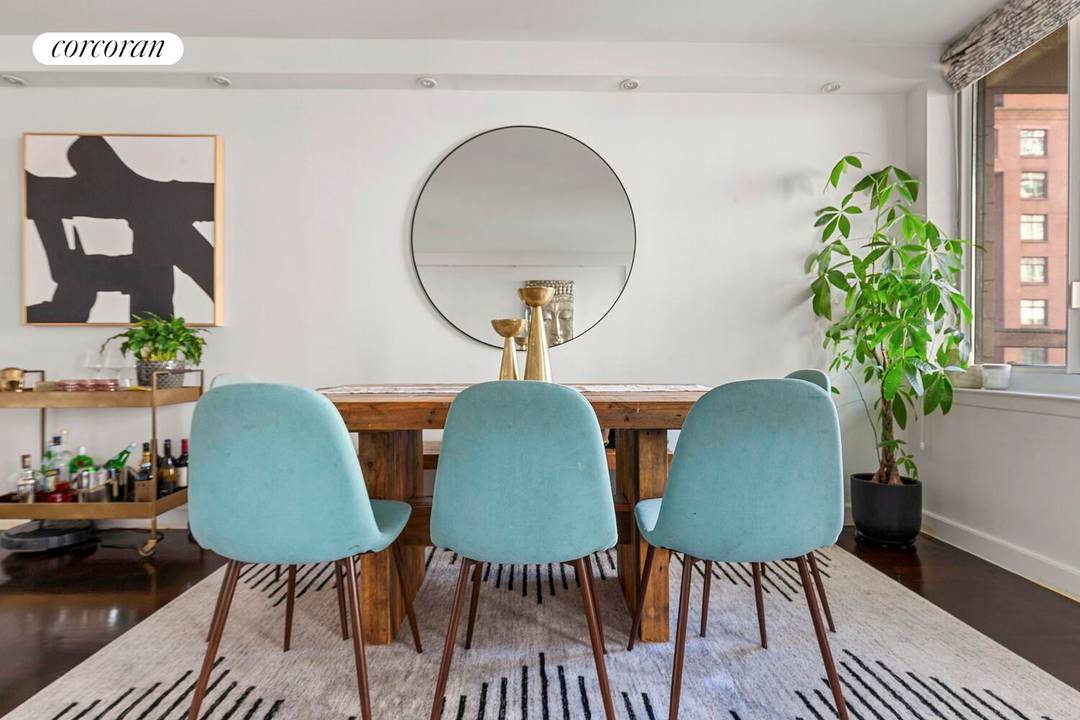 SHOWINGS BY APPOINTMENT ONLY W 48 HOURS NOTICE.