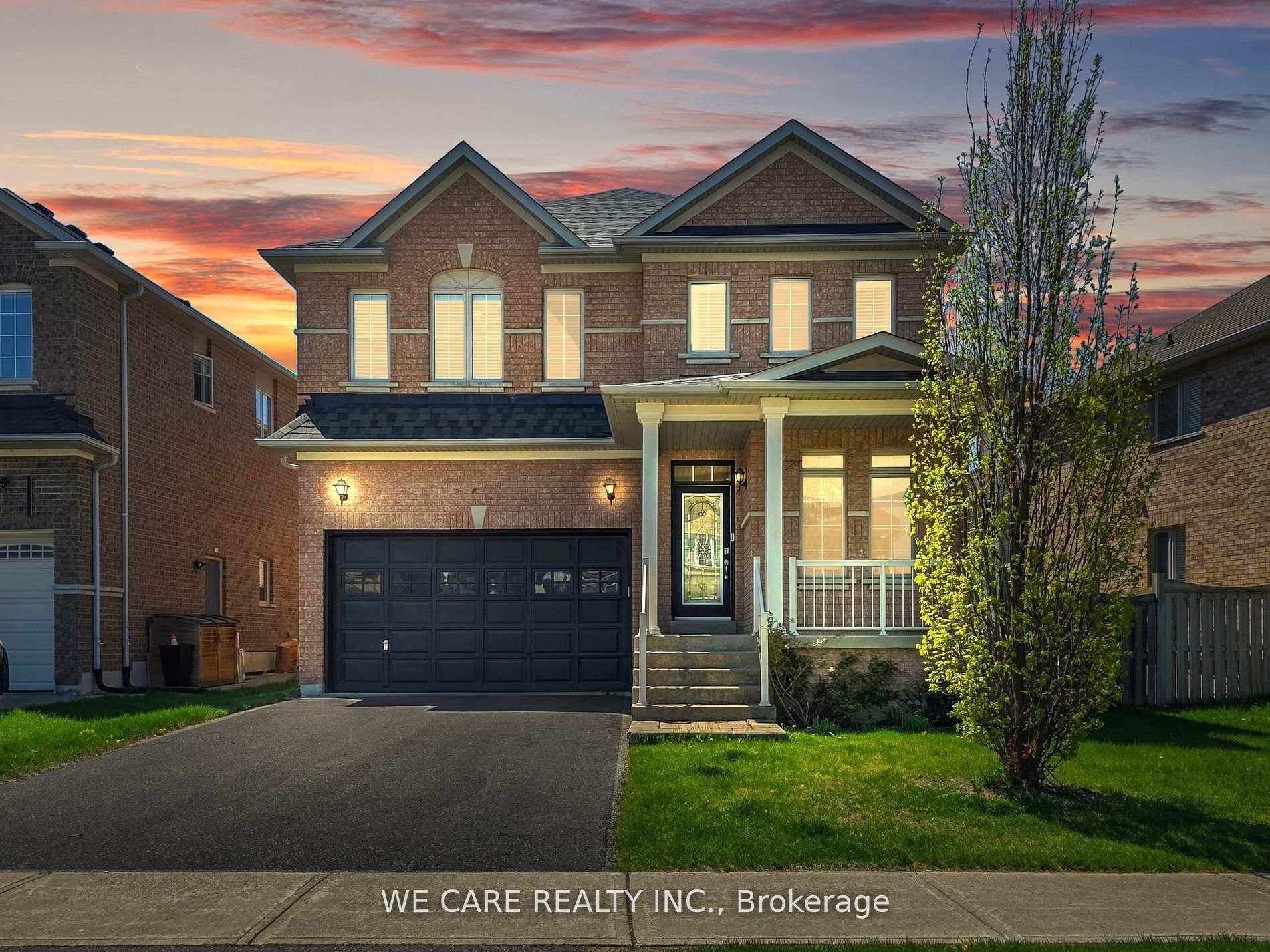 This 2788 sqft above ground stunning detached home, set on a premium 53 foot frontage 4309 sqft lot in the highly desirable Thornhill Woods community, offers 4 1 bedrooms, 6 ...