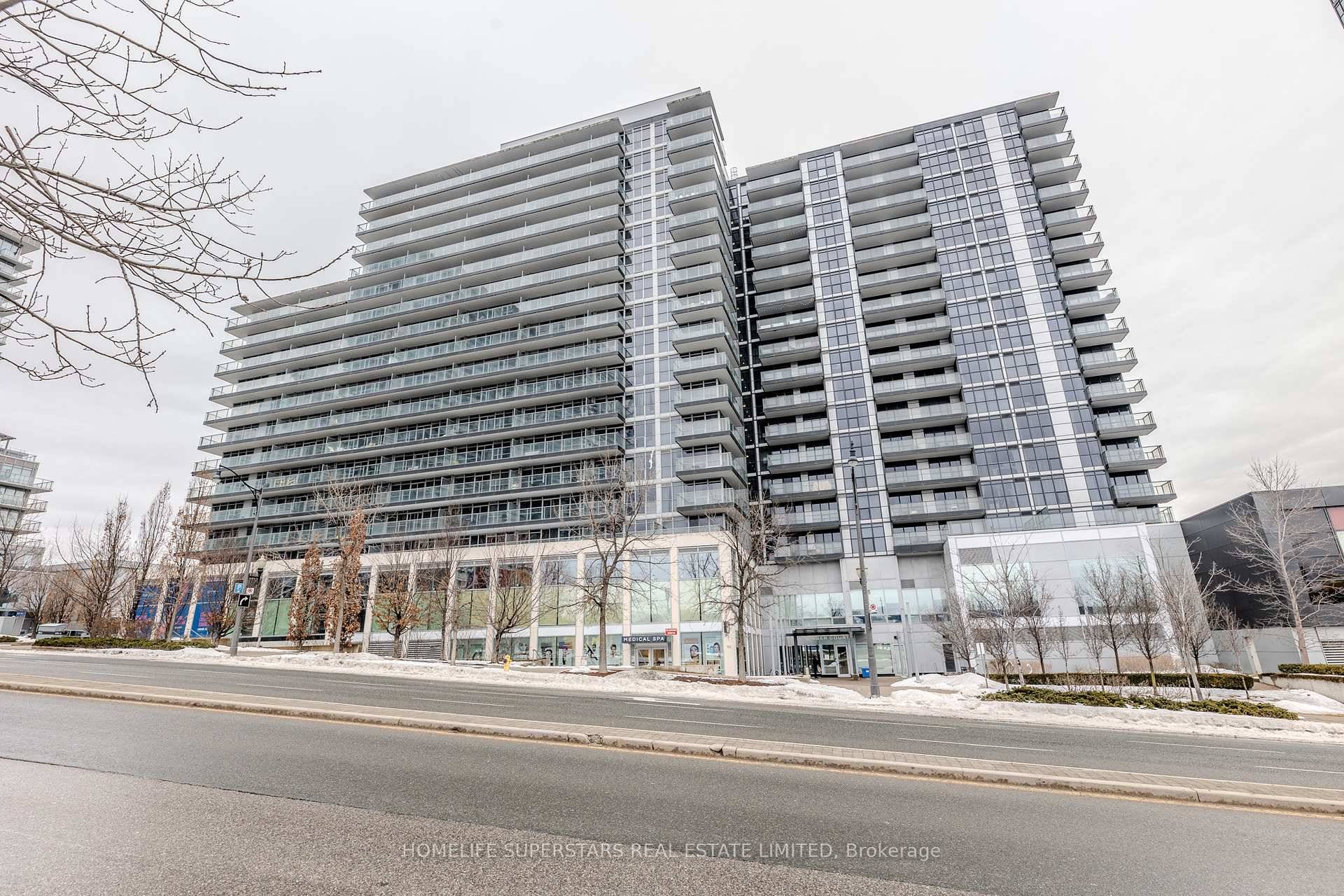 Smart Open concept layout 1 Bed Room configuration Beautiful Unobstructed South East View of North York.
