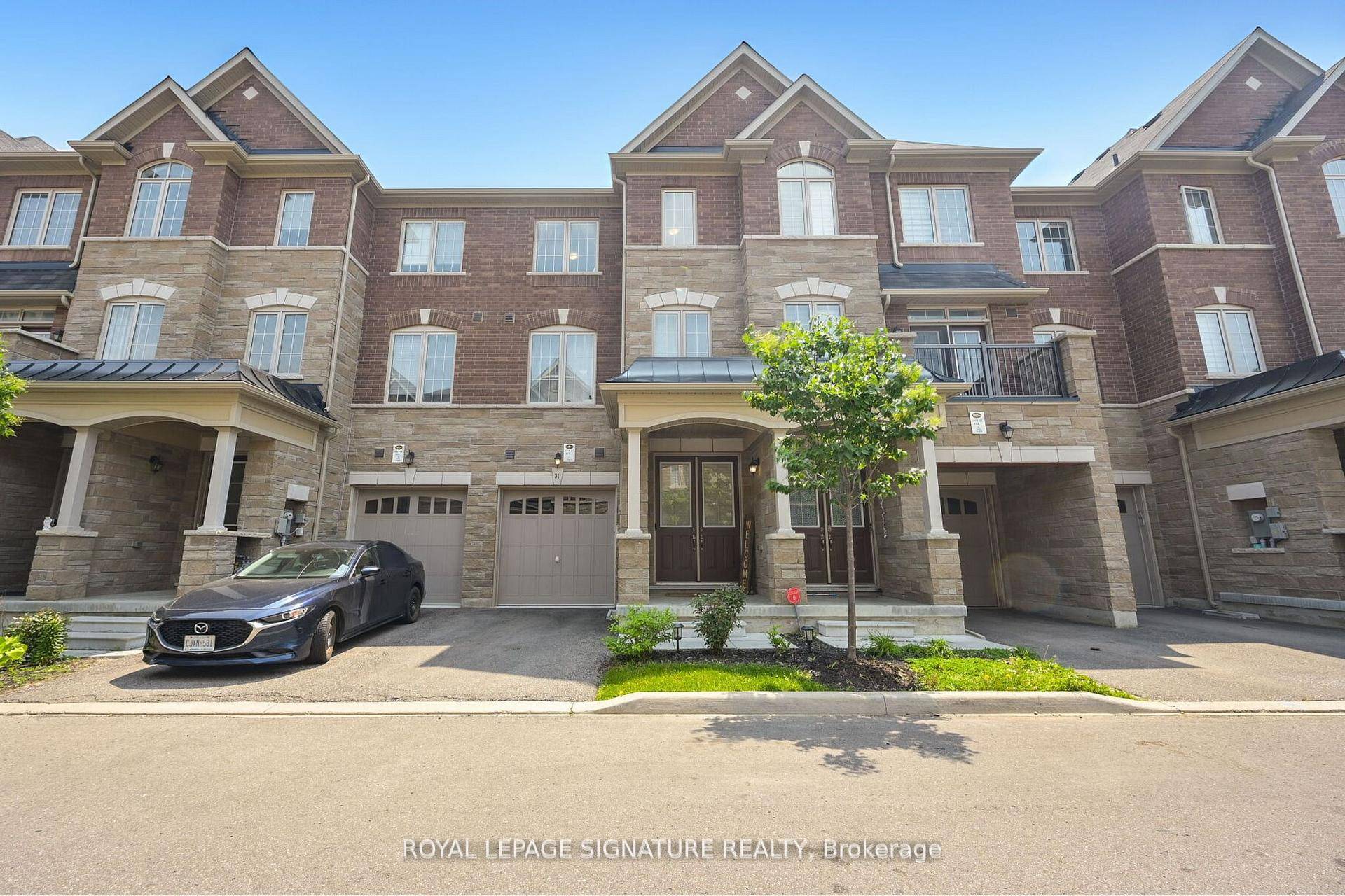 Absolutely Stunning Fully Upgraded 3 1 Bedroom 4 Bathroom Freehold Townhome In A Prime Location Of Castlemore Area !