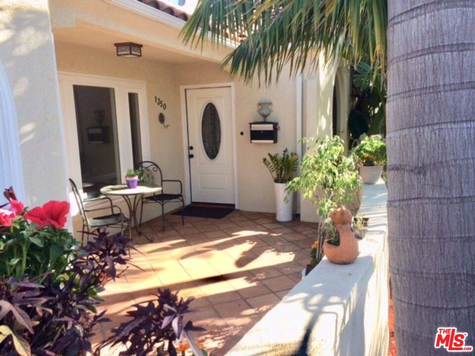 1350 S Curson Ave 3BR La