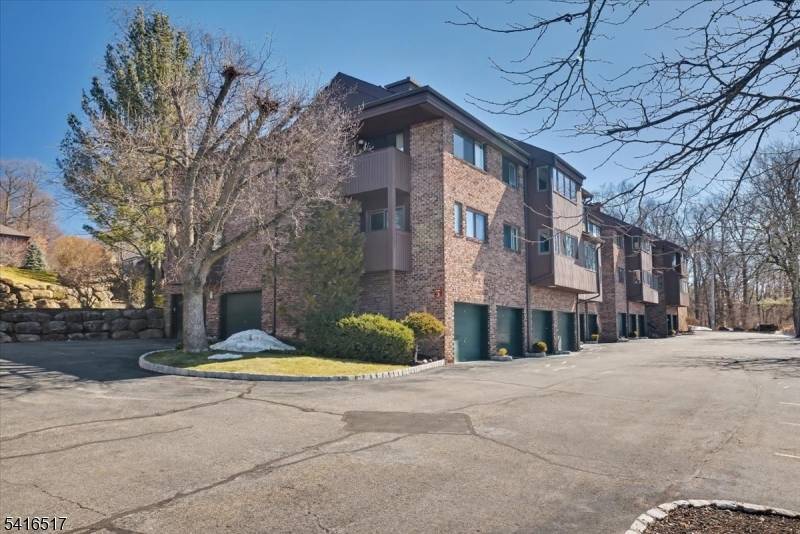 This is a lovely 2 Bedroom, 2 Bath second floor end unit condo tucked away in the wonderful community of Indian Hollow.