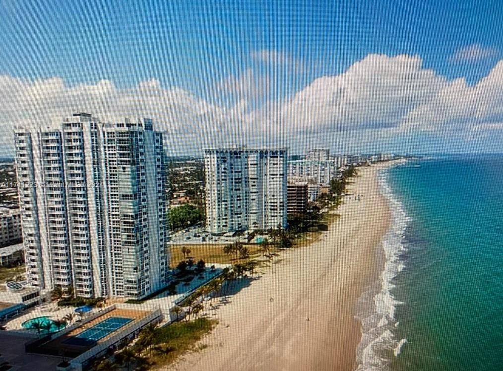 Beautiful 2bd 2ba condo on the beach.