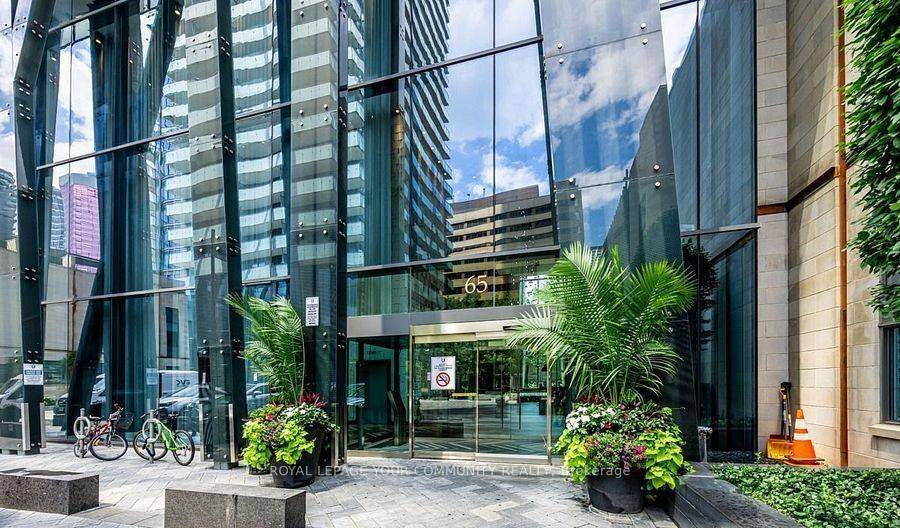 Welcome to Suite 1109 U Condos Bay amp ; Bloor.