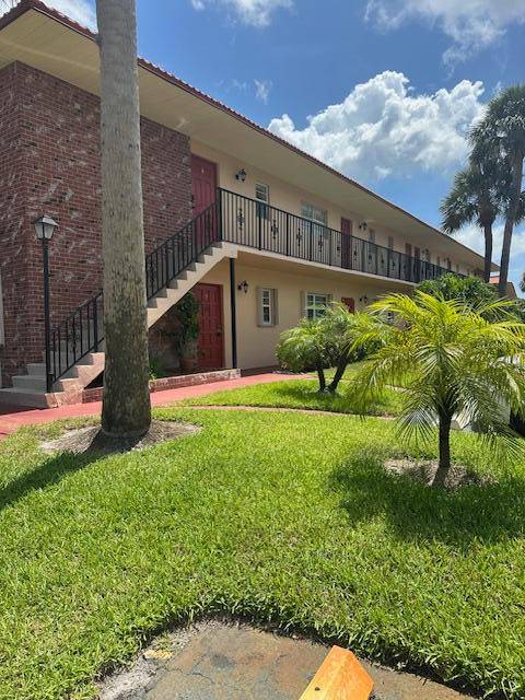 Centrally located on the 2nd floor overlooking the beautifully landscaped golf course.