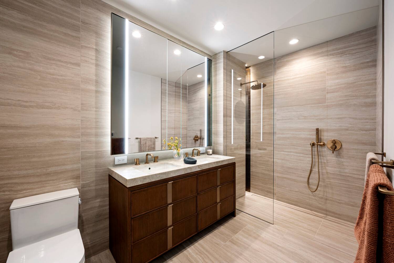 Residence 1401 is a distinctive three bedroom home spanning 1, 711 square feet, distinguished by a great room with double height 20 foot ceiling and 200 square feet of outdoor ...