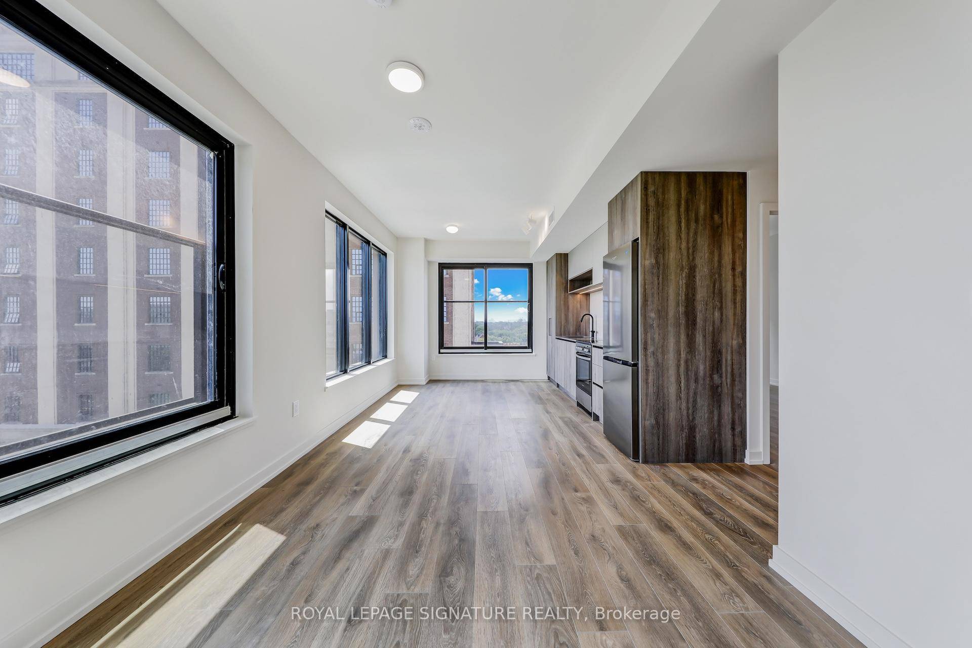 Discover luxurious urban living in this beautifully designed 1 Bedroom Den suite.