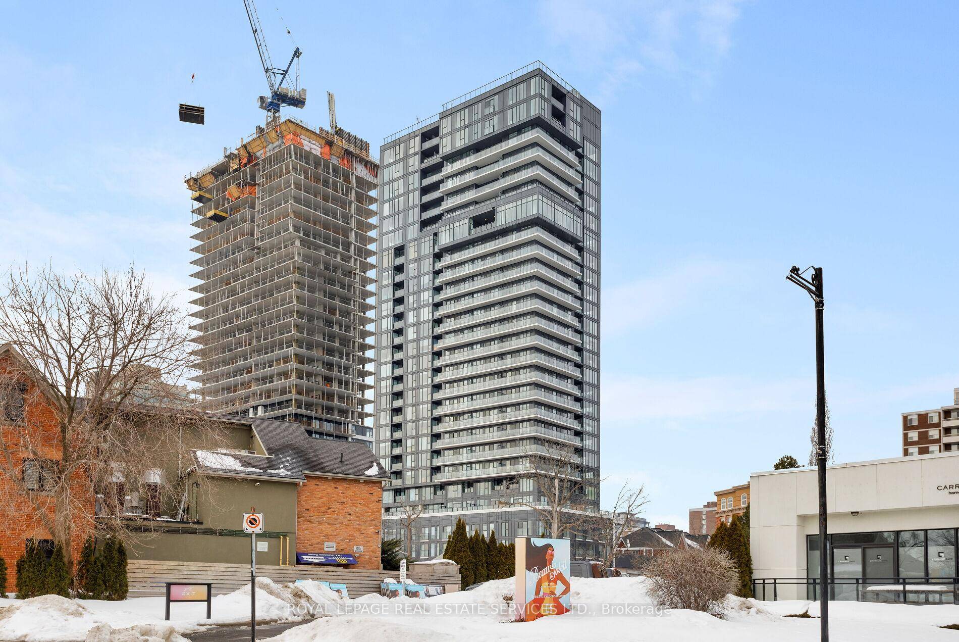 Indulge in an extraordinary lakefront lifestyle at Nautique Lakefront Residences, a stunning new condominium in the heart of vibrant downtown Burlington, steps from trendy restaurants, boutique shopping, and essential services.