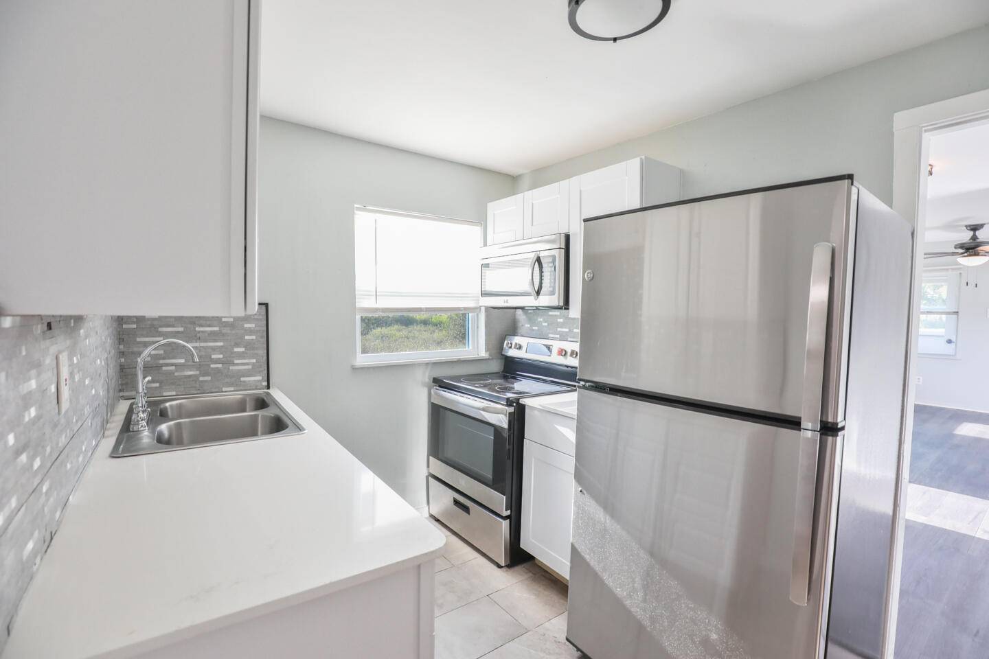 Small parcel next to diagonal drive is also included please see attached survey This beautifully remodeled 3 bedroom, 1 bathroom home is the perfect blend of modern updates and classic ...