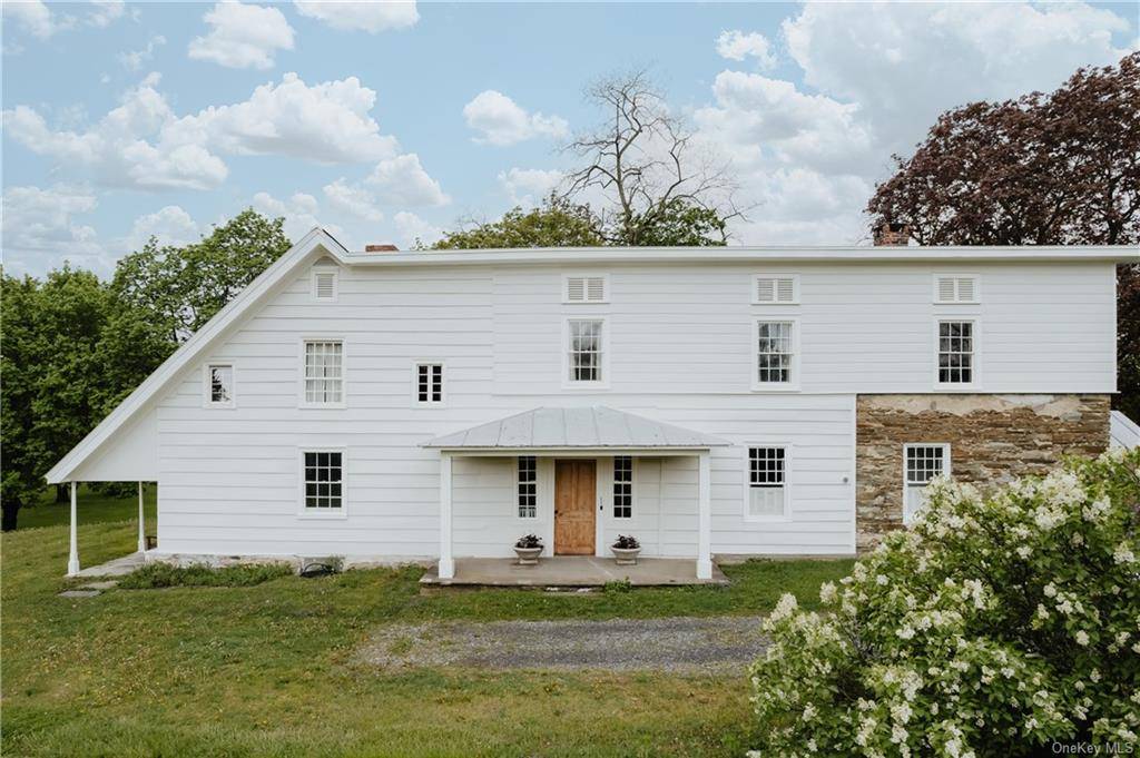 Introducing Van Rensselaer Lower Manor.