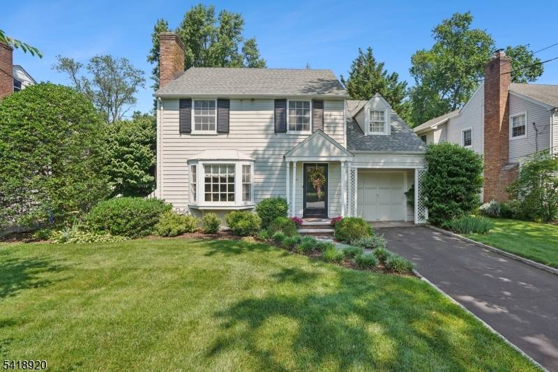 Charming and spacious 3 bedroom, 2.