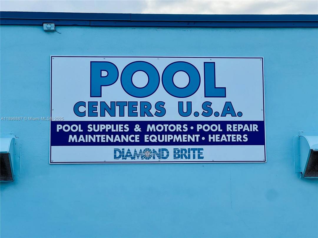 Pool Centers USA is a well established retail pool supplies store, company has been proudly serving Hollywood, Florida, and surrounding Broward County communities for over 22 years.