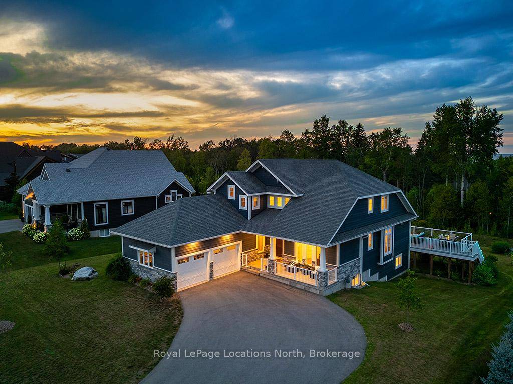 Sophisticated Living in Thornbury's Coveted Timber Lane !