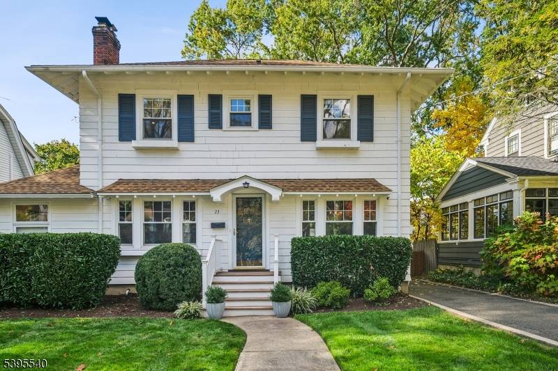 Welcome to this beautifully updated 3 bedroom, 2.