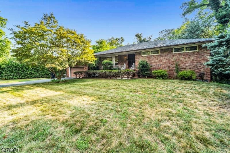 All brick custom ranch nestled in the heart of one of Bergen County ?