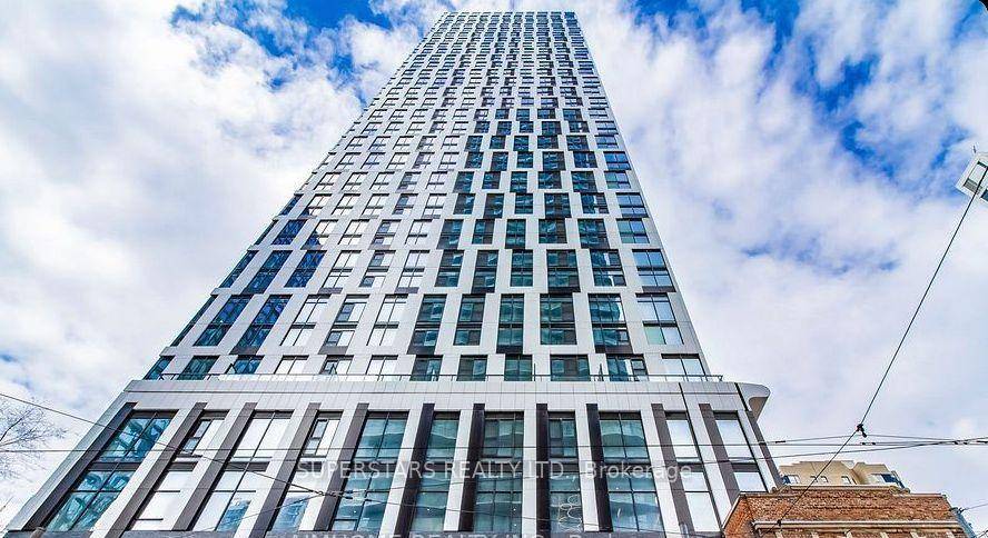 Welcome to Unit 4716 at 252 Church Street a brand new 1 bedroom, 1 bath condo nestled in the vibrant heart of downtown Toronto.