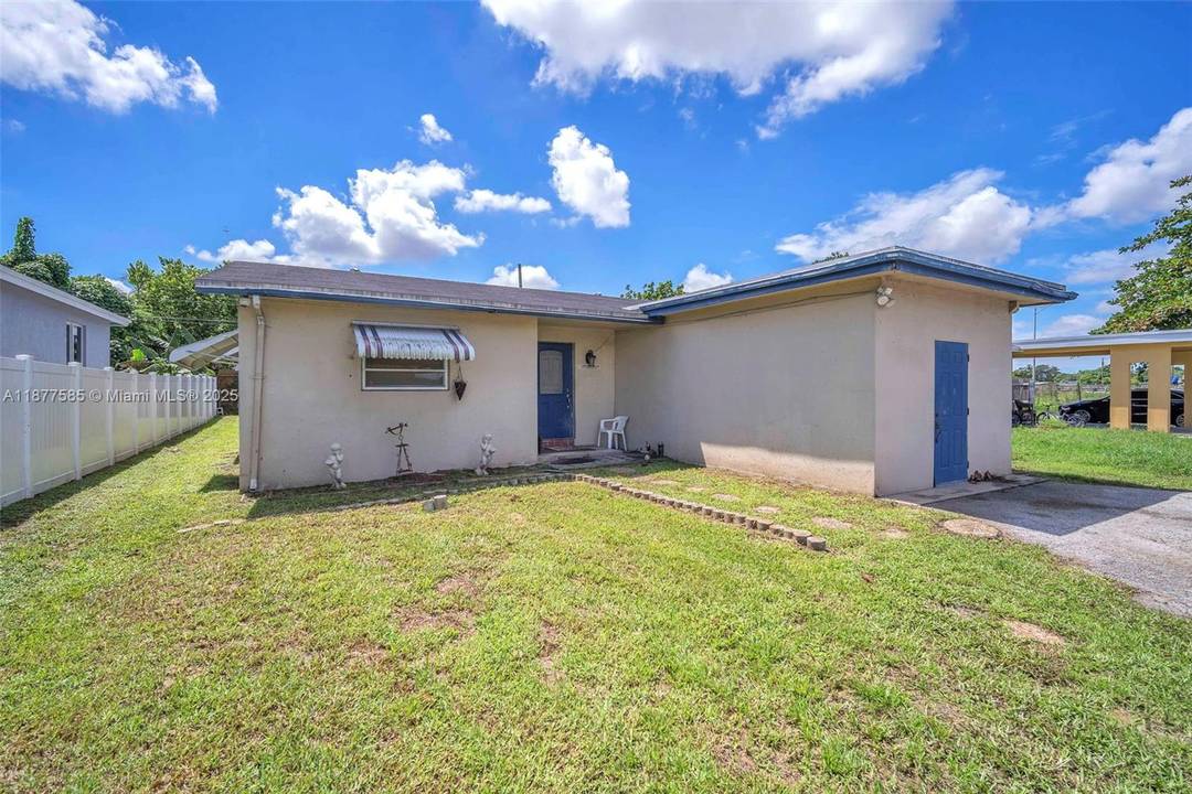 This larger home sits at the end of a quiet, low traffic street and offers the perfect opportunity to create the home you ve always envisioned.