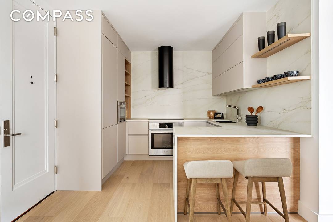 Refined, spacious, and quietly sophisticated, Residence 3B at The Pacific is a split layout two bedroom with a 119 SF private balcony.