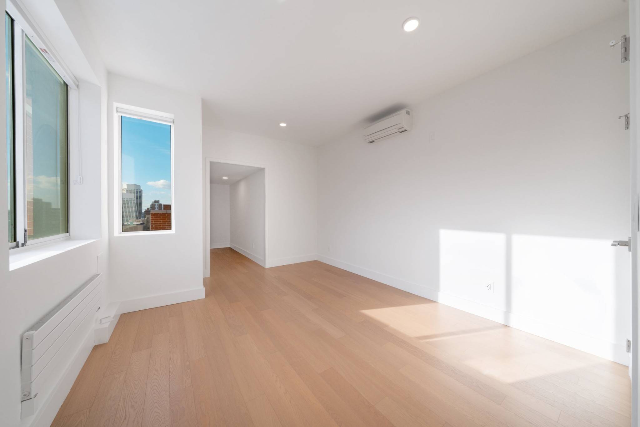 The Penthouse at The Grove 250 West 19th StreetA rare offering in the heart of Chelsea, this striking duplex penthouse at The Grove blends downtown sophistication with seamless indoor outdoor ...