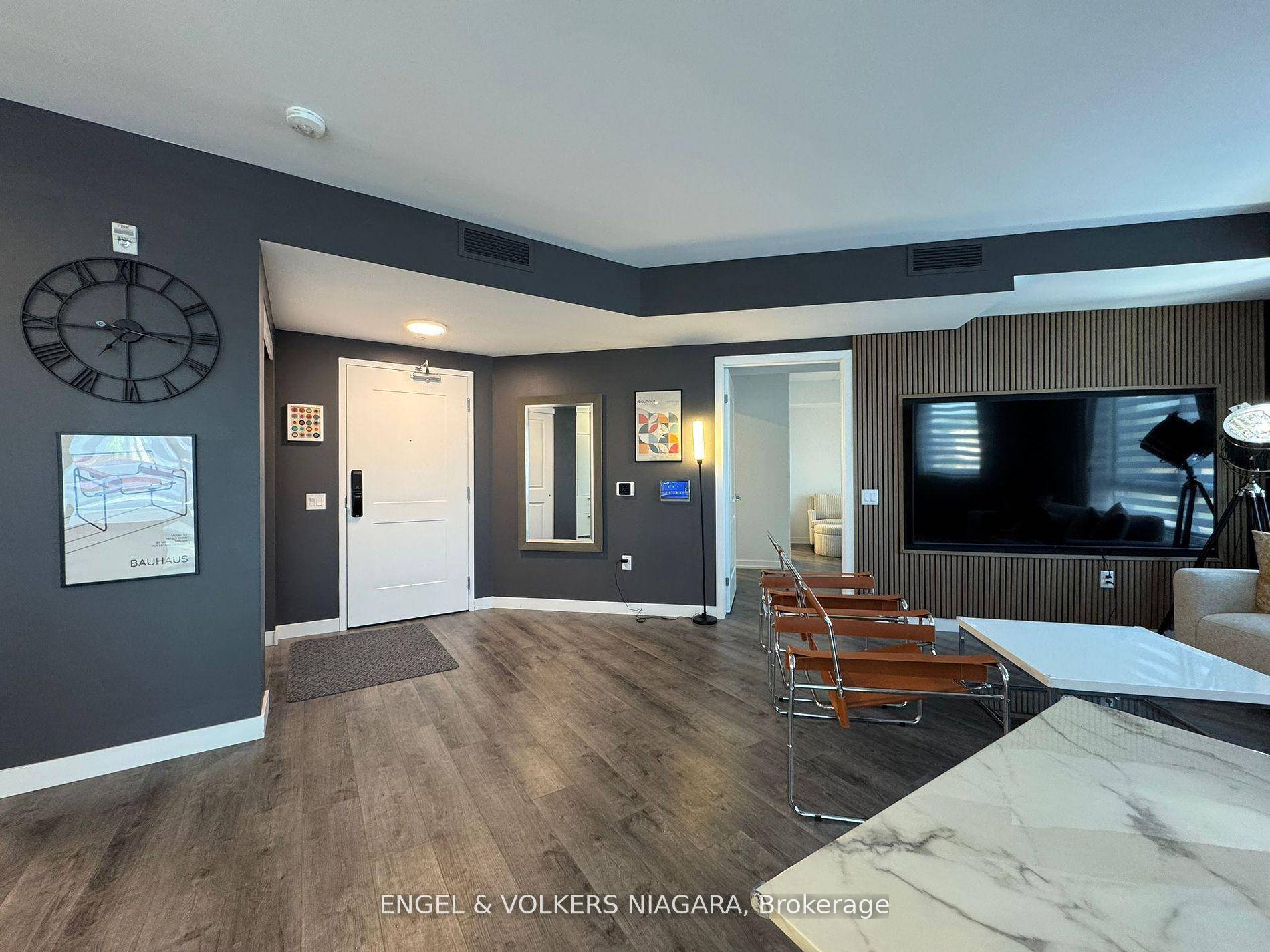 Newly built 2 Bedroom, 2 Bathroom Condo Apartment for sale in Marbella Condominium in Niagara Falls.