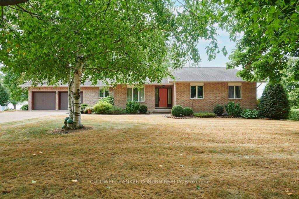 Unparalleled St. Lawrence River Views All Brick Waterfront BungalowDiscover one of the regions most spectacular views of the St.