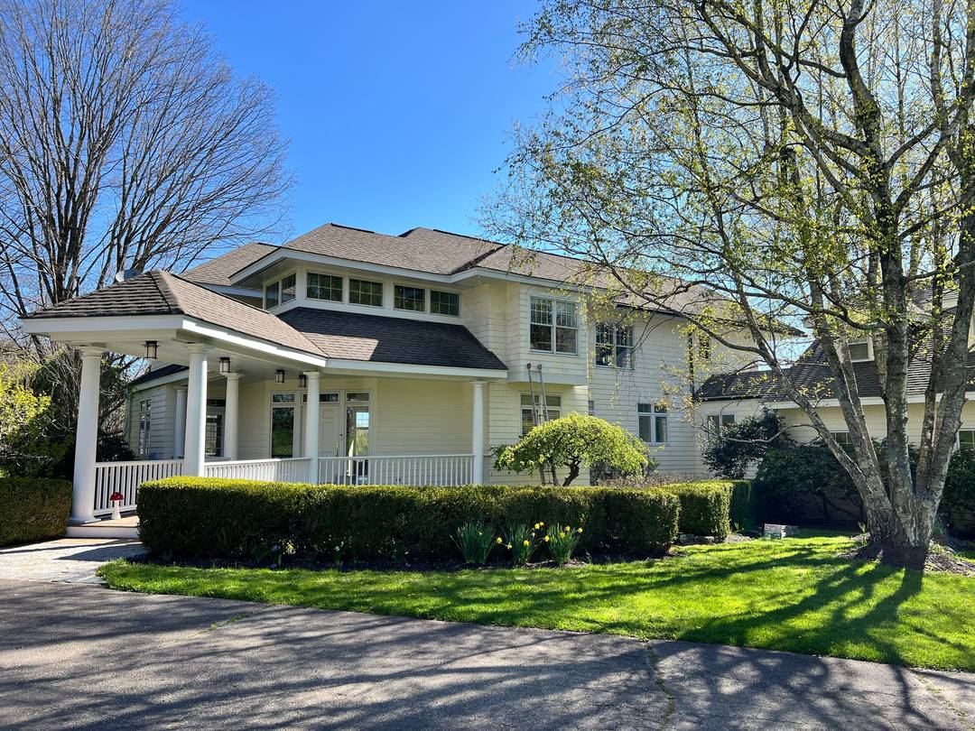 Welcome to your private retreat in the heart of Redding !