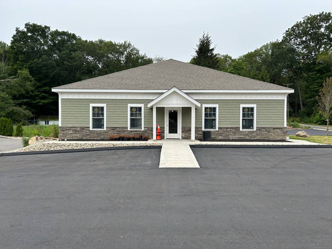 5, 000 Sq Ft Building Build Out Ready Spacious 5, 000 sq ft standalone building primed for any type of build out.