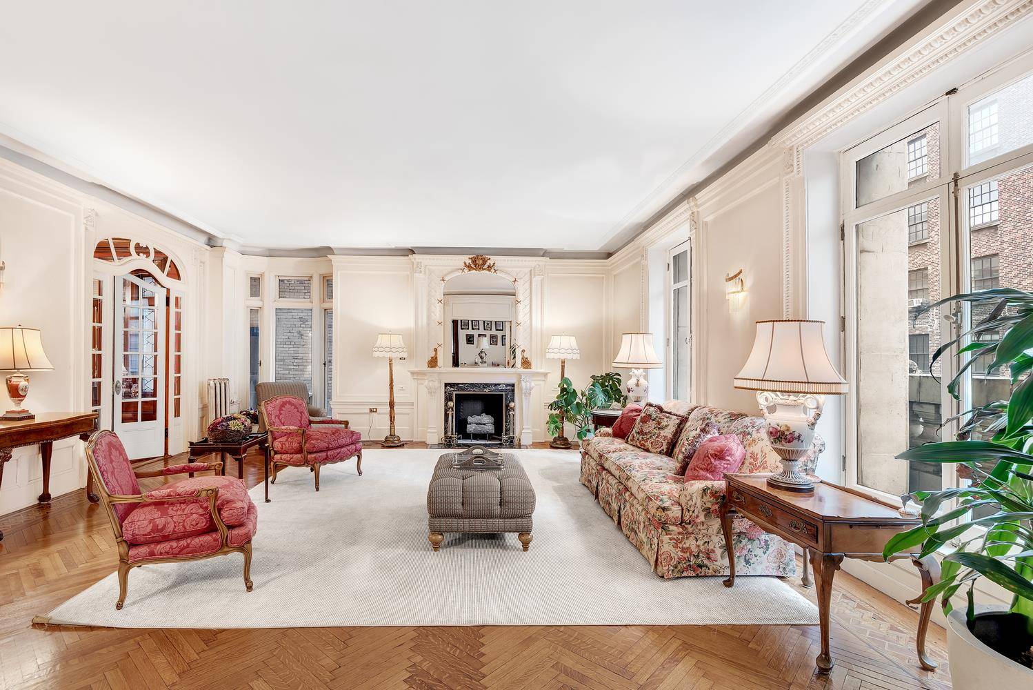 Rarely Available, Sprawling 9 Room Prewar Home with approx 3000 Square Feet and 10 Foot High Ceilings at The Dorilton.