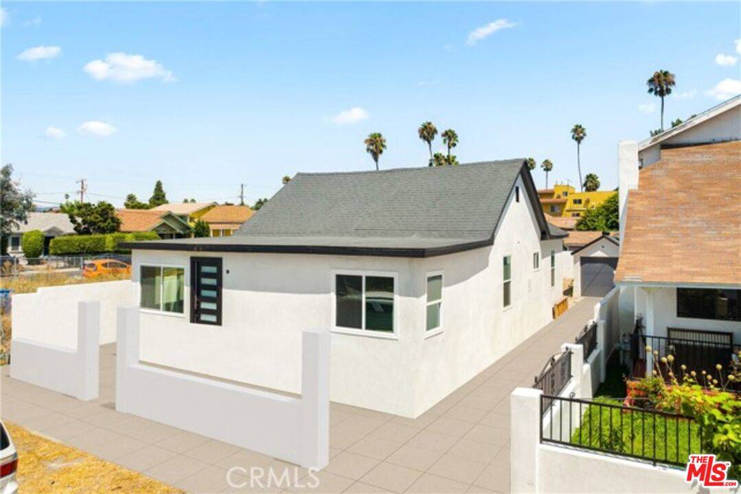 4421   Oakwood Ave 3.0 Hancock Park LA