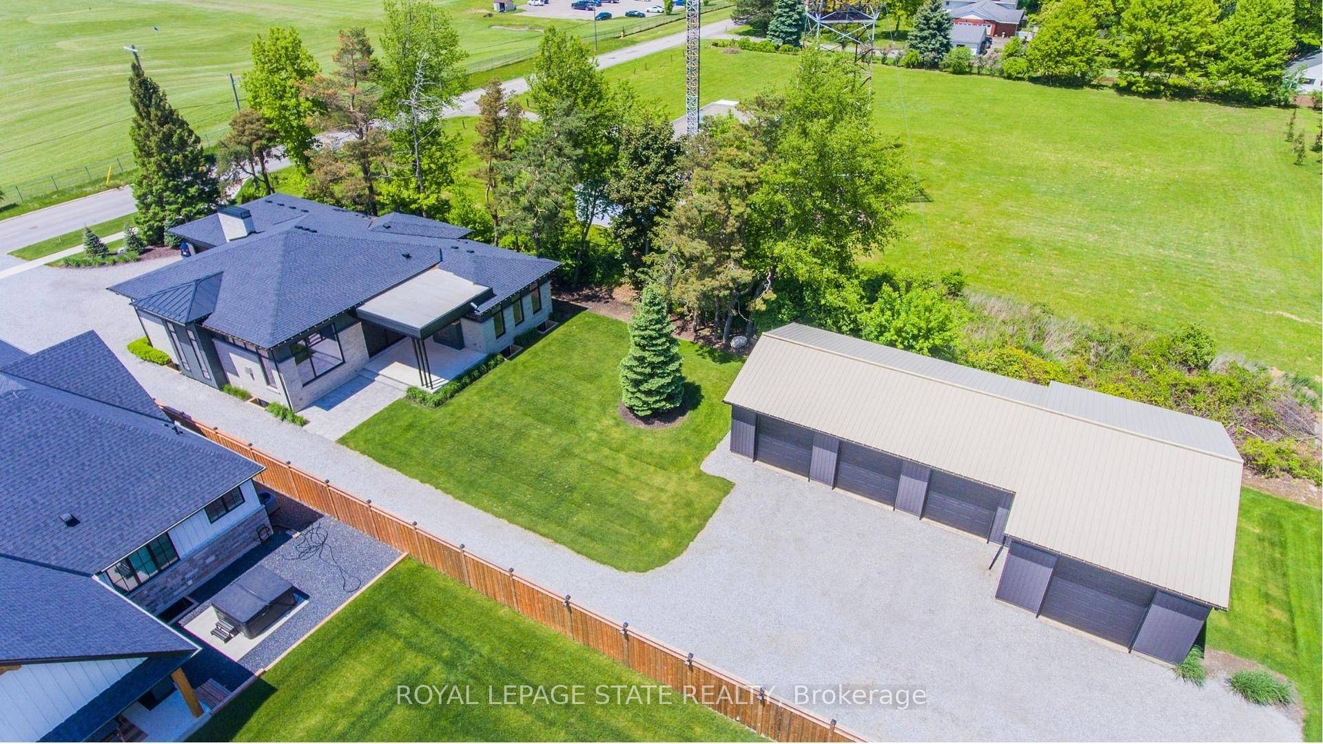 Where luxury meets lifestylethis masterfully designed bungalow Model Home by Homes by Hendriks redefines modern living in prestigious Fonthill, overlooking the renowned Lookout Point Golf course, and offering tons of ...