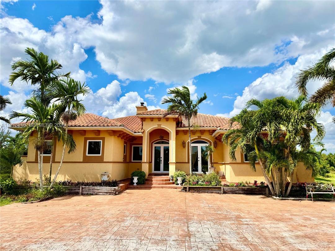 Welcome to Serenity Grove Estate, a rare 10 acre agricultural sanctuary in the coveted Redlands area of Miami Dade County.