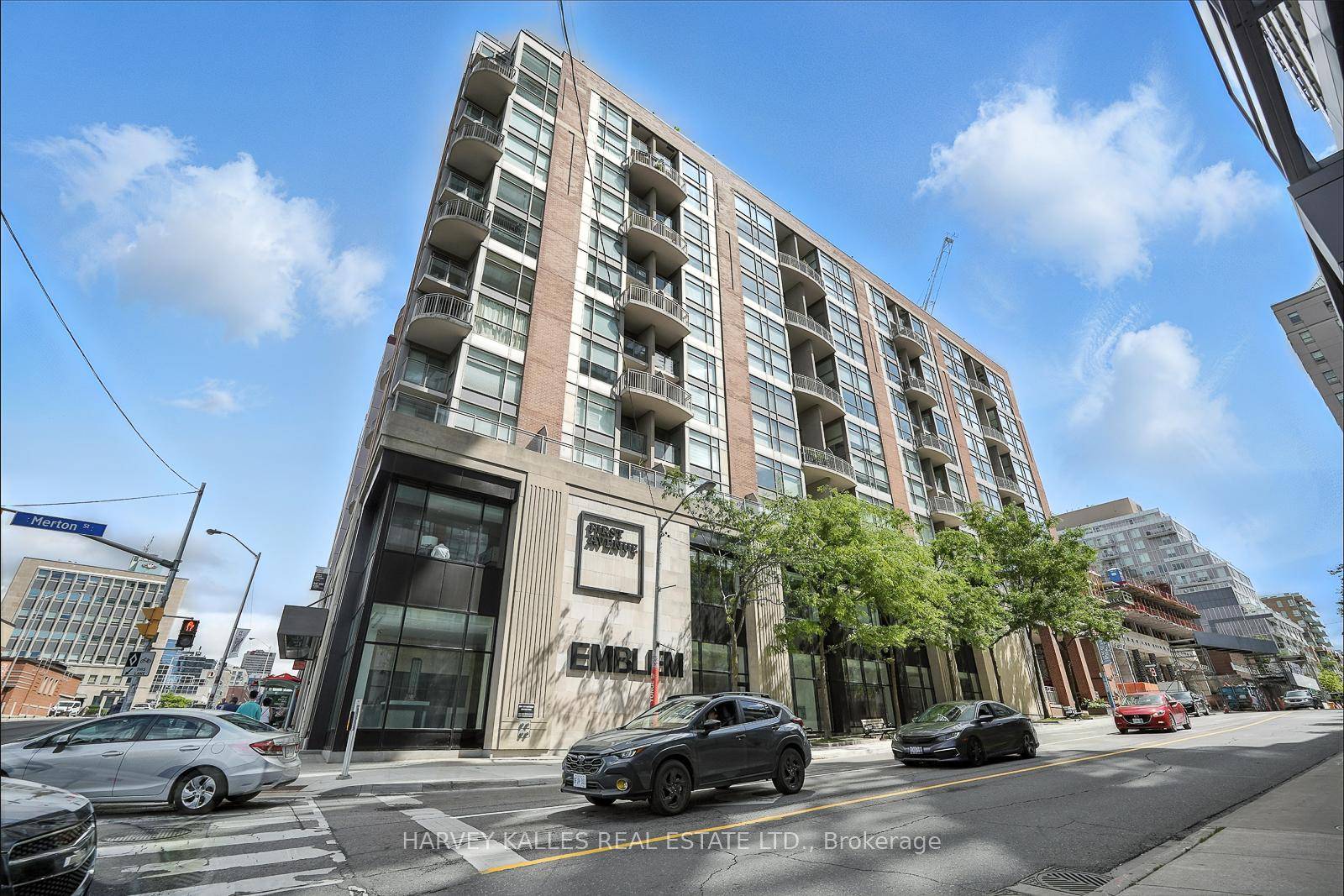 Stunning 2 Storey Loft in The Radius Prime Midtown Toronto Location !