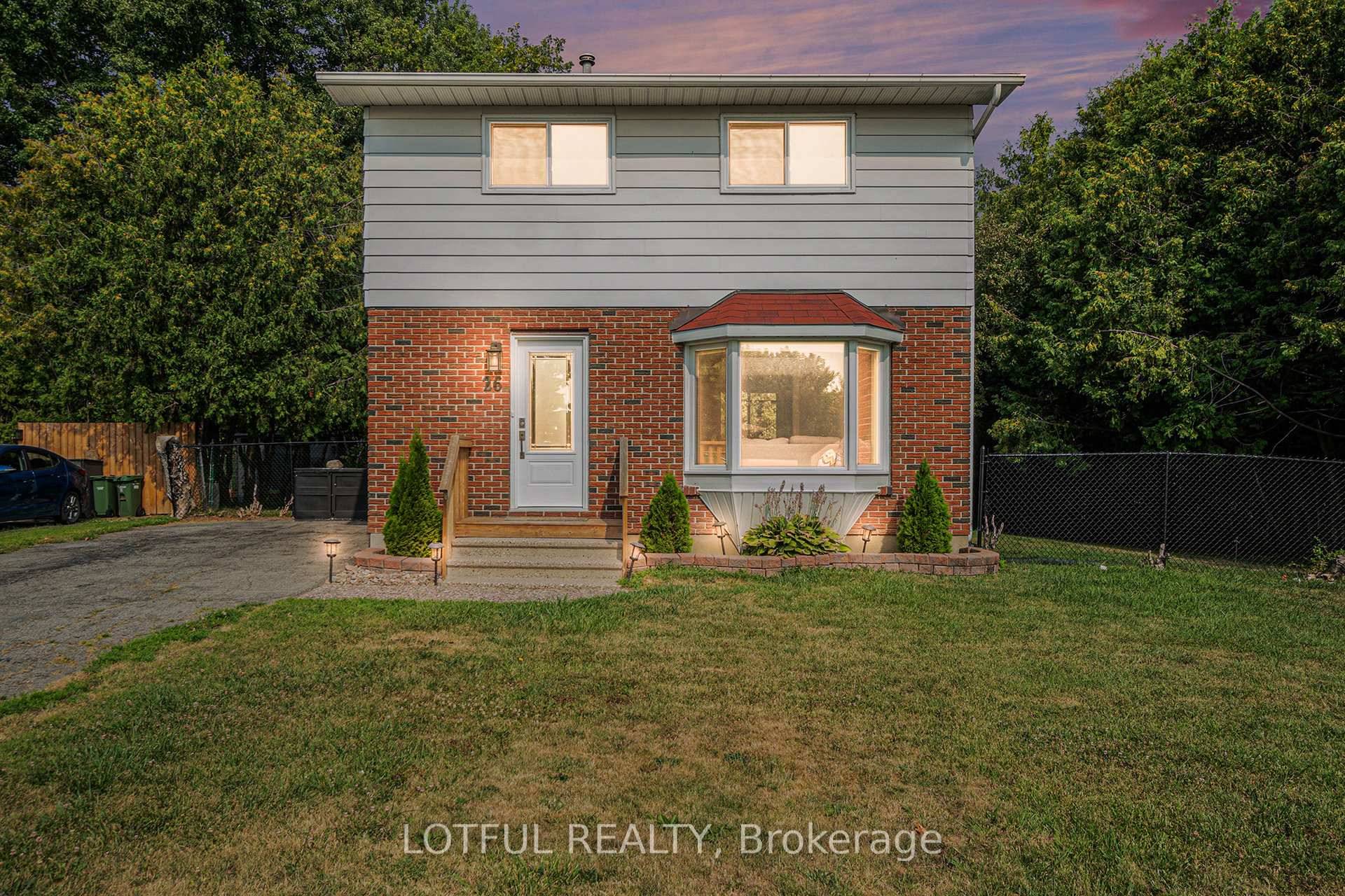 Welcome to 26 McMurdo Court, a meticulously maintained home set on a desirable corner lot in one of Nepean's most sought after neighbourhoods.