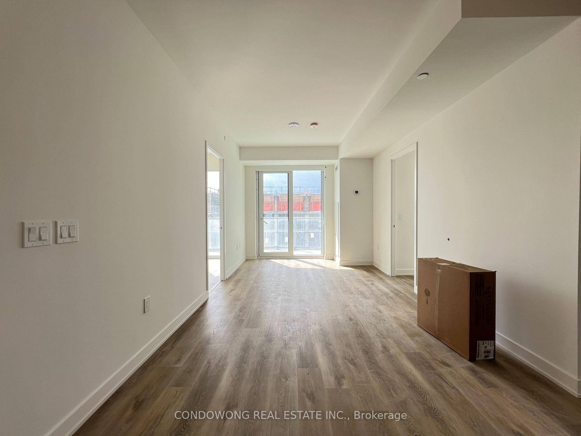Extremely Rare Find 3 Bedroom 3 Full Bathroom Unit at Dundas amp ; Church.