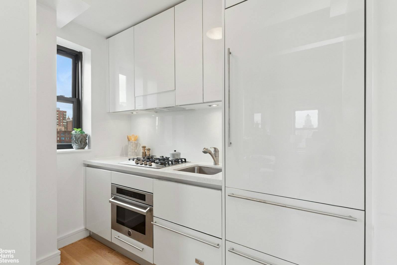 Rare and bright corner studio with stunning views !