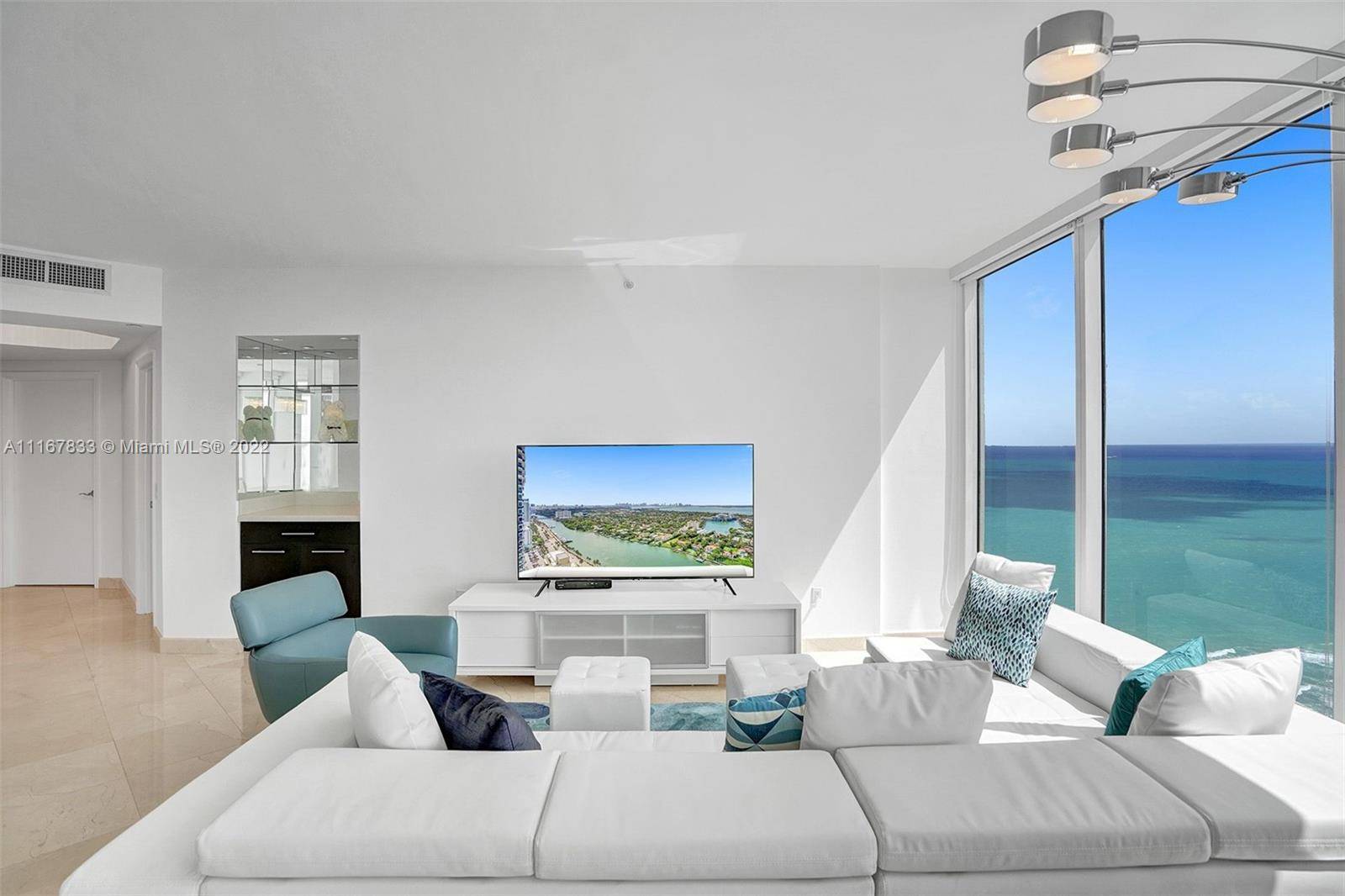 Enjoy views of the city, bay and ocean from this 2 2 SW corner unit at the Blue Diamond.