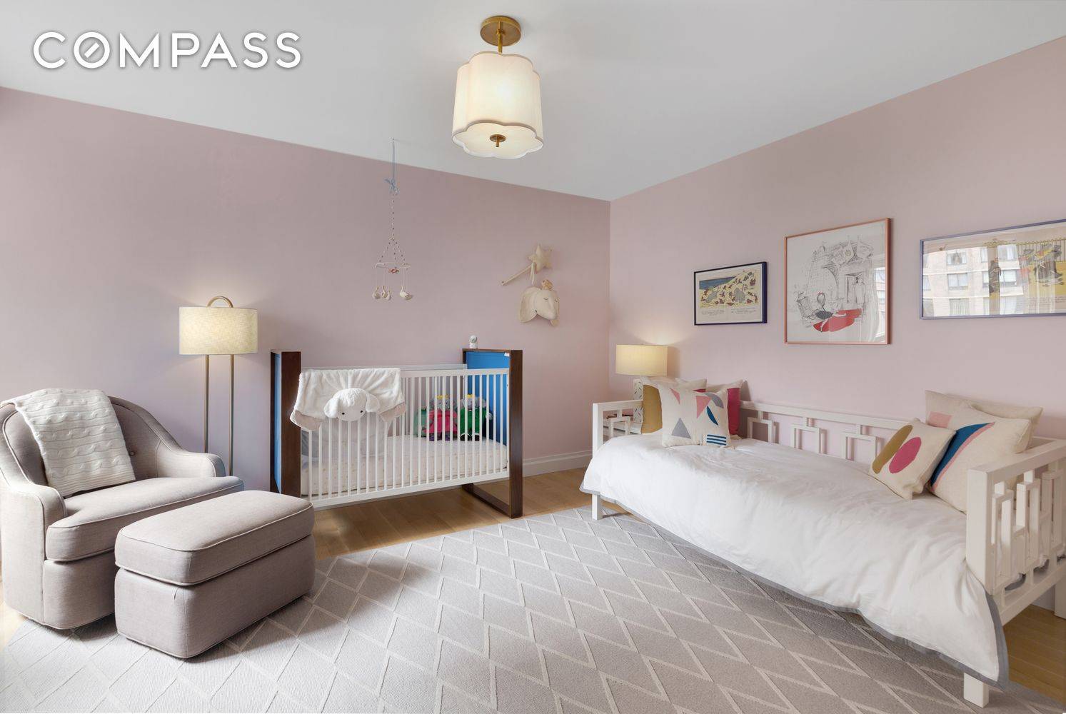 A true home with all the full service conveniences in Manhattan, spanning over 3000sf interior, and private outdoor space, located in the renowned Manhattan House, the Upper Eastside s Luxury ...
