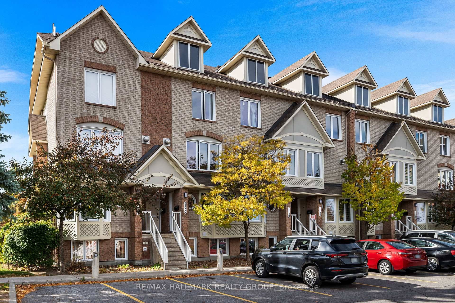Welcome to this beautifully maintained stacked townhouse in desirable Beacon Hill.