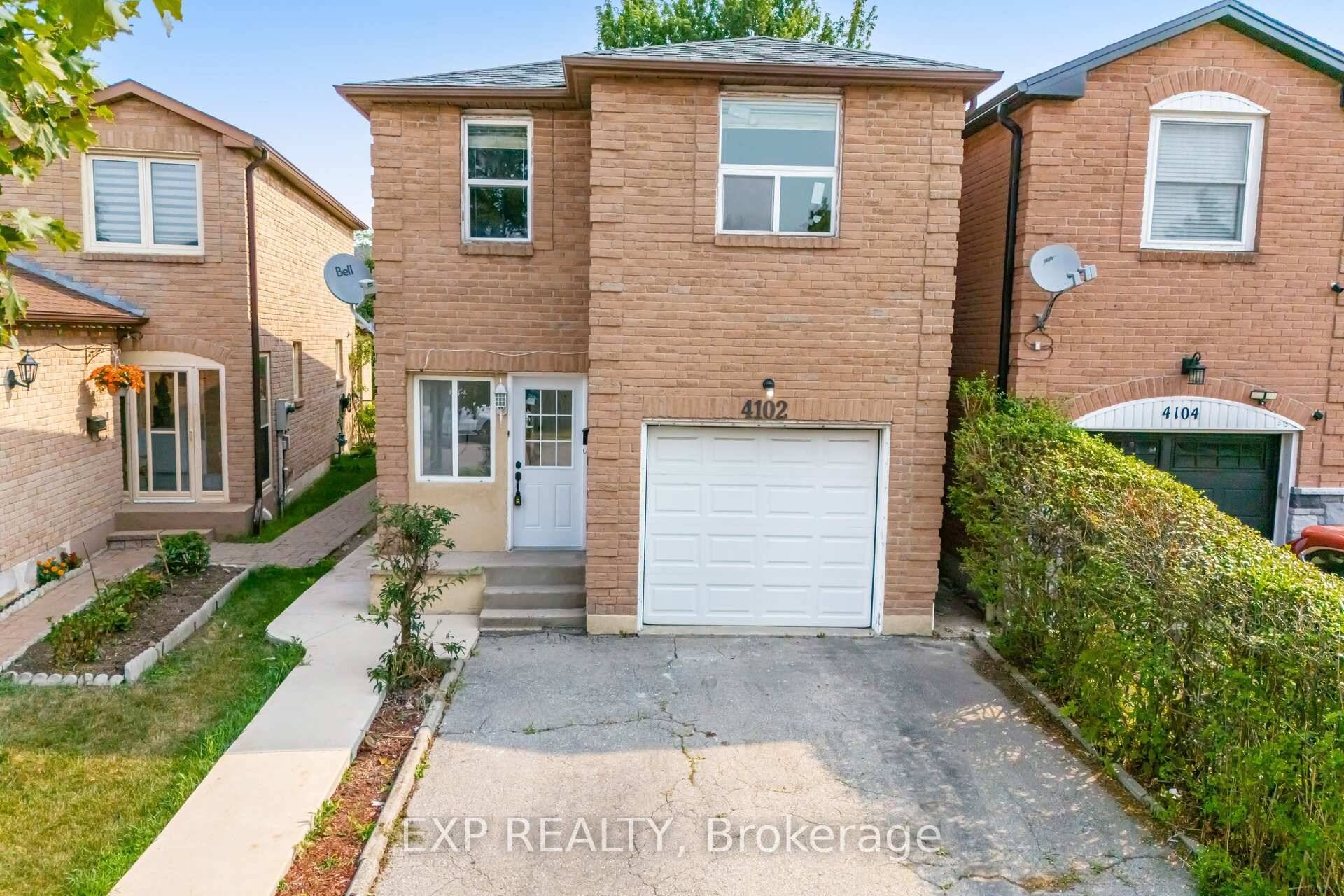 Welcome to this Beautifully Updated 4 Bedroom, 4 Bathroom Home in Mississauga's Prestigious and Family Friendly Rathwood Neighbourhood.