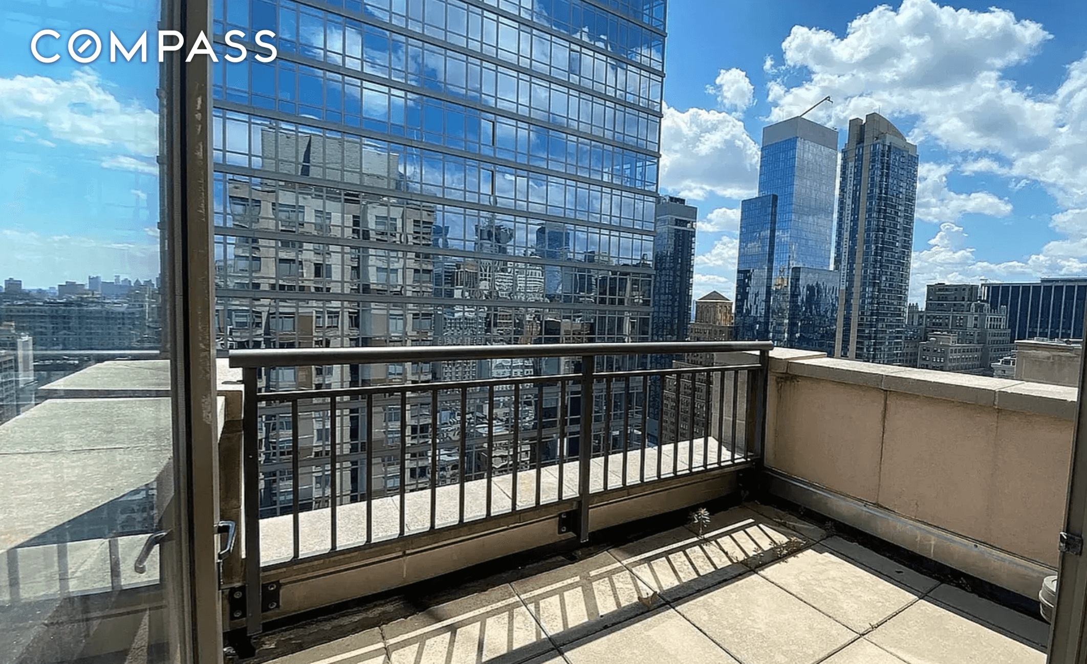 Massive corner convertible 3 bedroom with a balcony !
