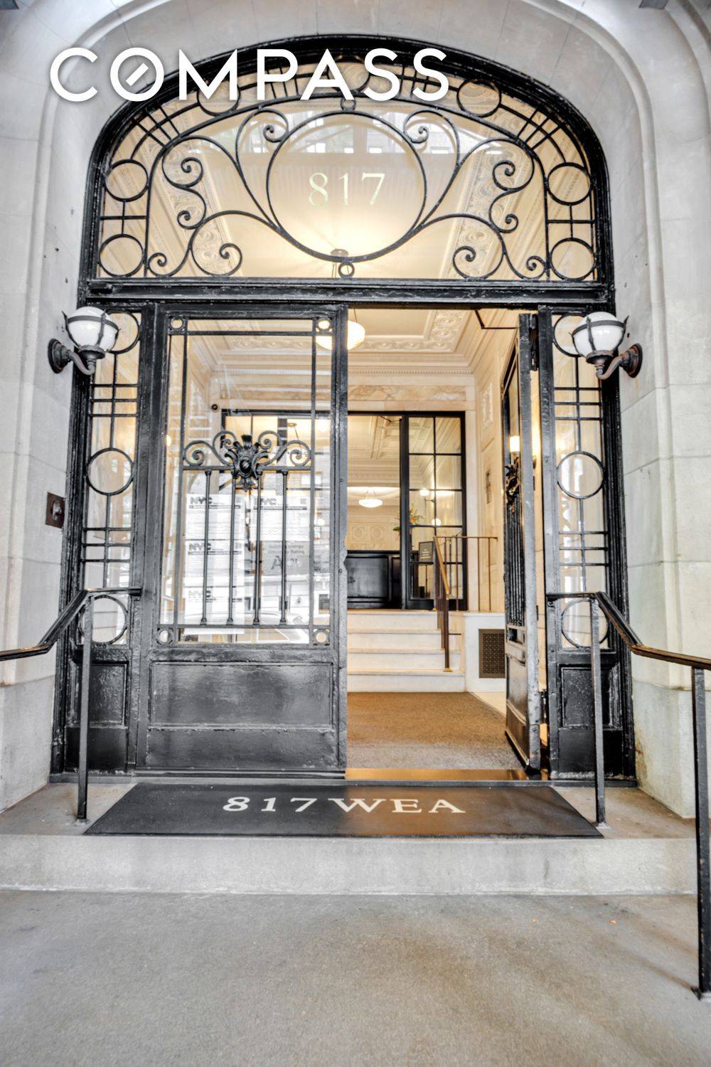 Own a piece of history in a timeless prewar building in the Upper West Side of Manhattan.