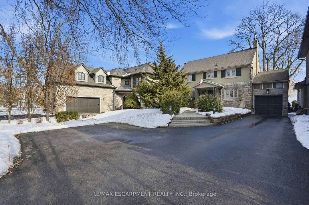 Exceptional waterfront living in the heart of Port Credit, offering outstanding long term value for end users, builders, or investors seeking immediate enjoyment, rental potential, or future redevelopment within one ...