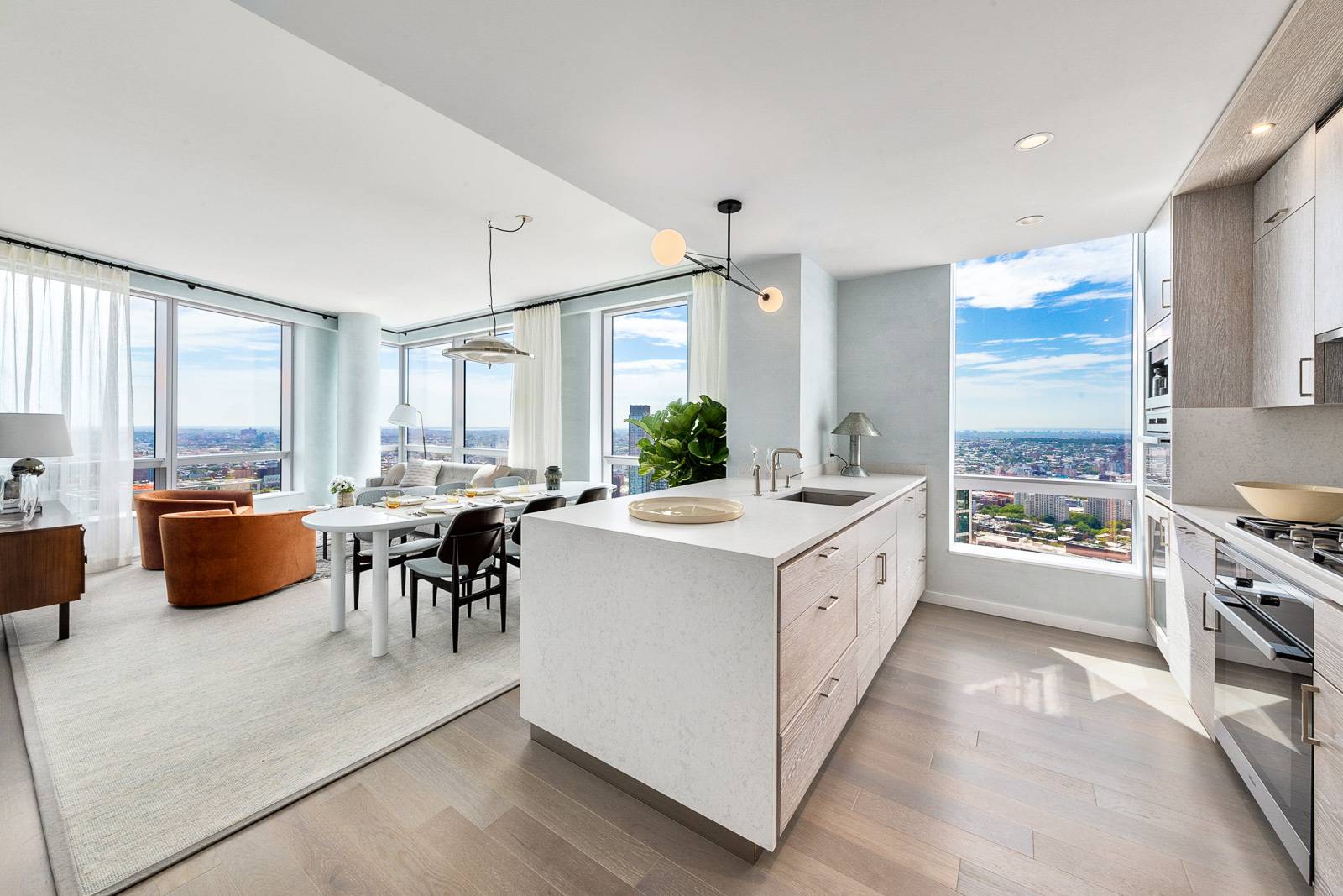 THE SMARTEST BUY IN BROOKLYN BROOKLYN POINT OFFERS ONE OF THE LAST 25 YEAR TAX ABATEMENTS AVAILABLE IN NEW YORK CITY.