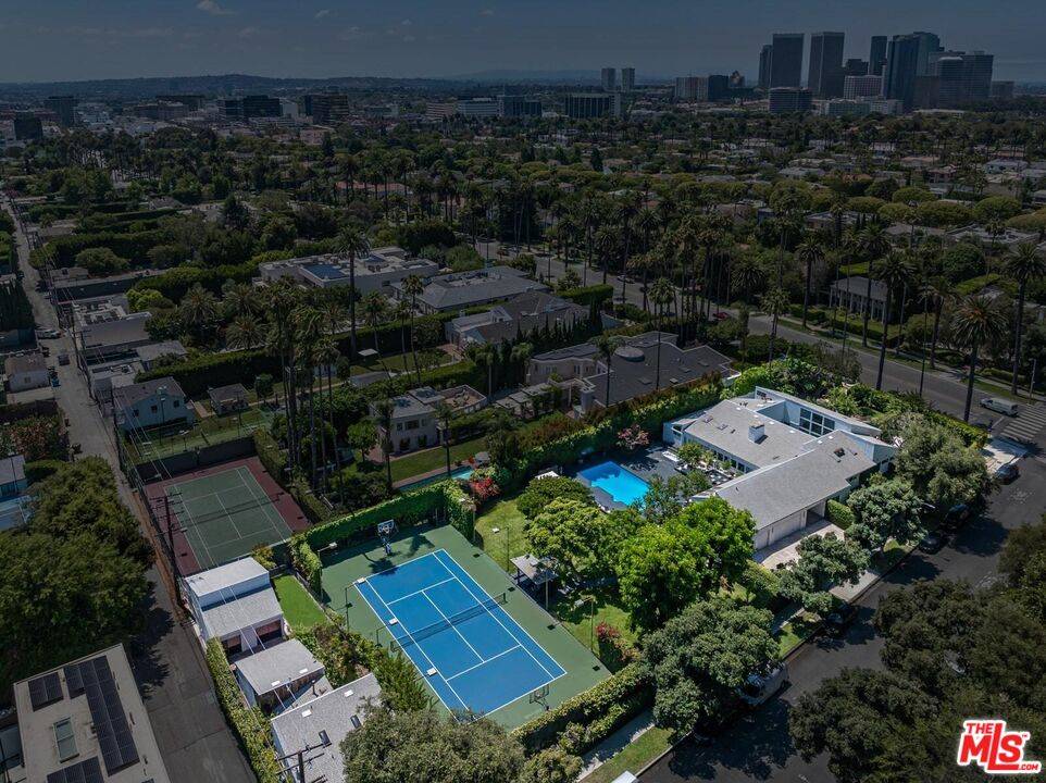 624 N Beverly Dr 7BR Beverly Hills Post Office | B.H.P.O. La