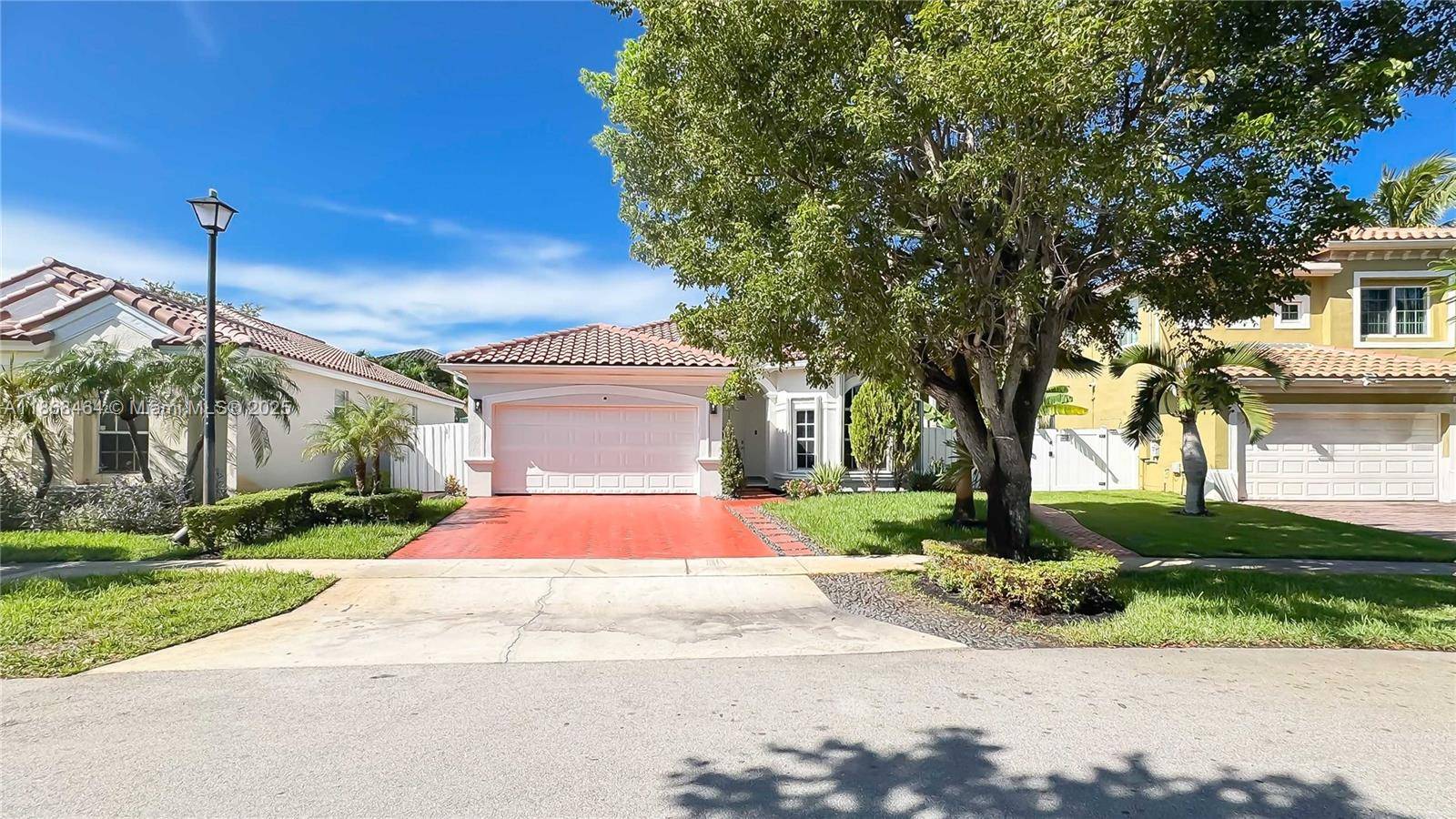 Beautiful home located in the desirable community of Patio Homes in Miramar.